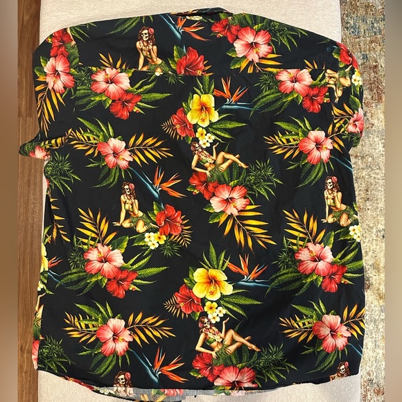 LRG Hawaiian shirt - Picture 2 of 3